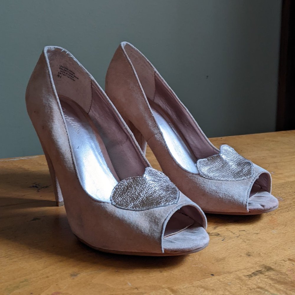 Seychelles Ready for Anything Heart Pumps Pink